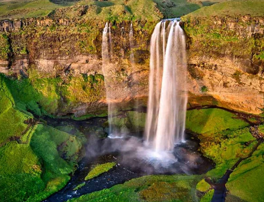 eksplorasi-air-terjun-seljalandsfoss-islandia