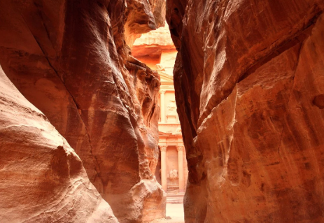 Review Wisata Petra Kota Batu Merah di Yordania